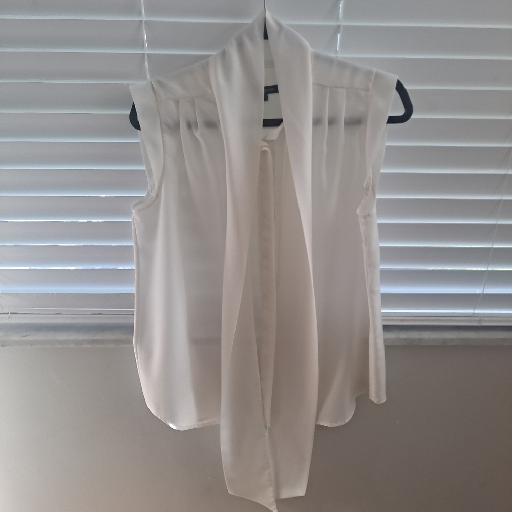 Ivory Blouse Bow Scarf Neck French Connection US Size 10